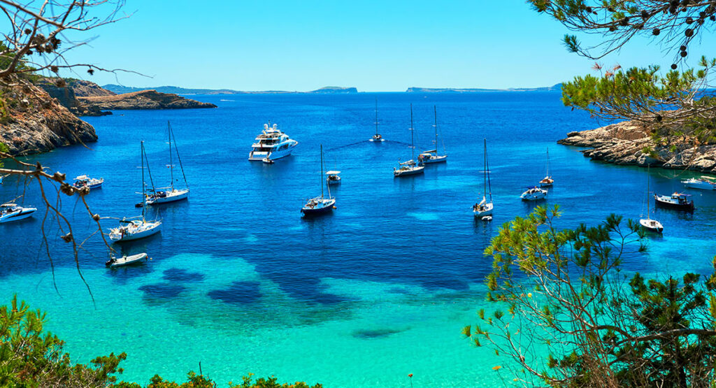 Discover the Beauty of Cala Salada in Ibiza: A Hidden Gem for Nature Lovers