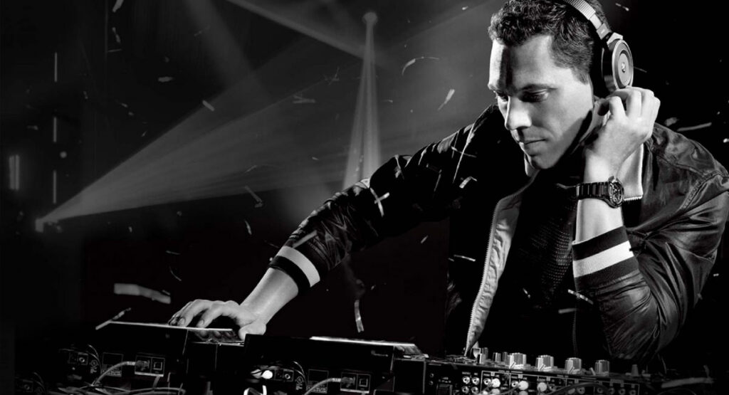 Tiësto Takes Over Ushuaïa Ibiza for First Residency in Over a Decade