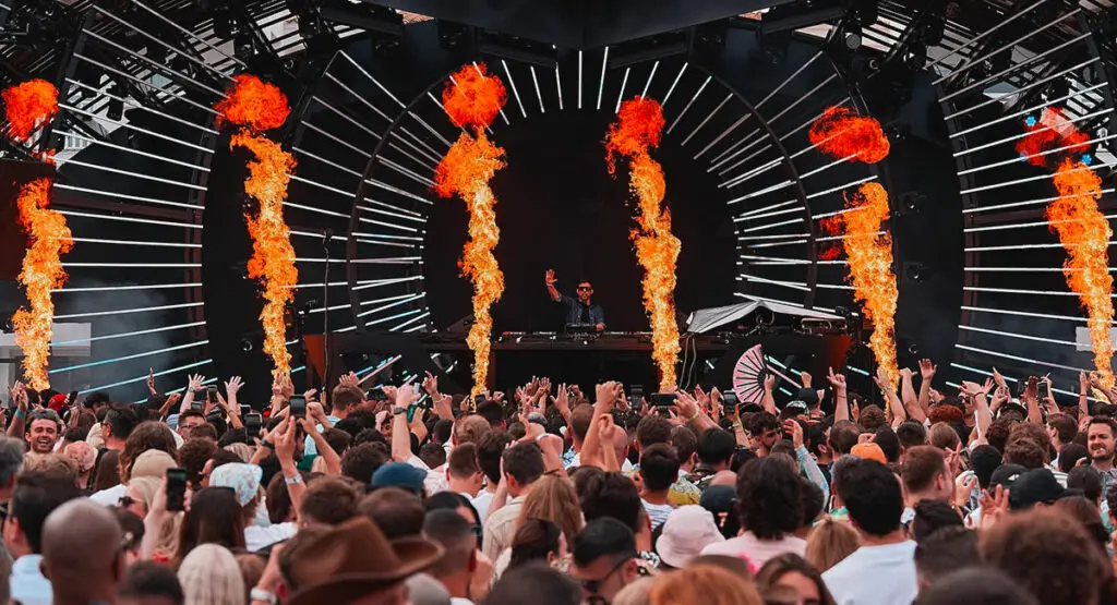 Hï and Ushuaïa Ibiza host a record-breaking joint opening party