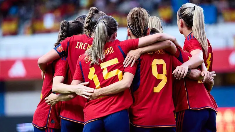 Spanish Women's Football Team Celebrates World Championship Victory in Ibiza