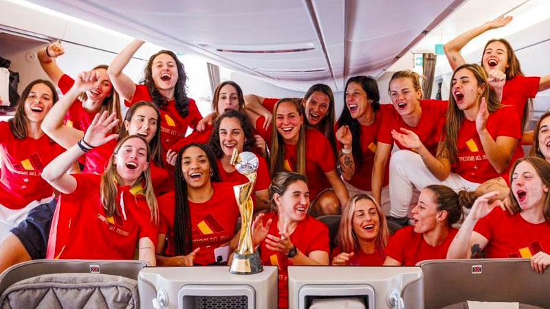 Spanish Women's Football Team Celebrates World Championship Victory in Ibiza