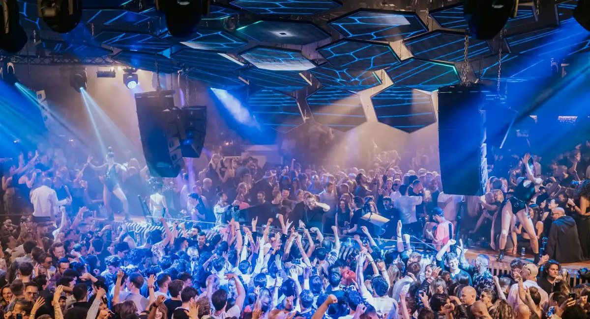 What are the entry fees for the top nightclubs in Ibiza?