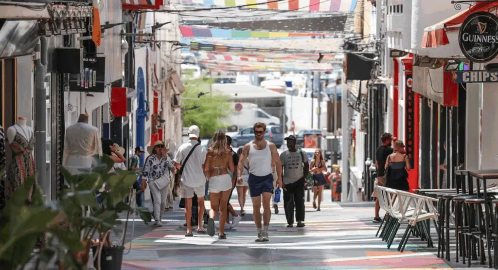 Noches de Ibiza Suggests Renaming West End As Sa Raval